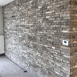 Mure de parement en briquette pierre granite